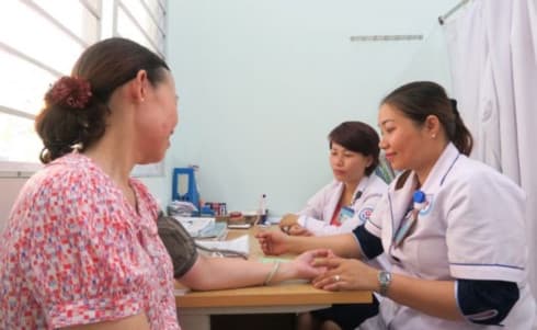 Free tests and X-rays to be offered yearly