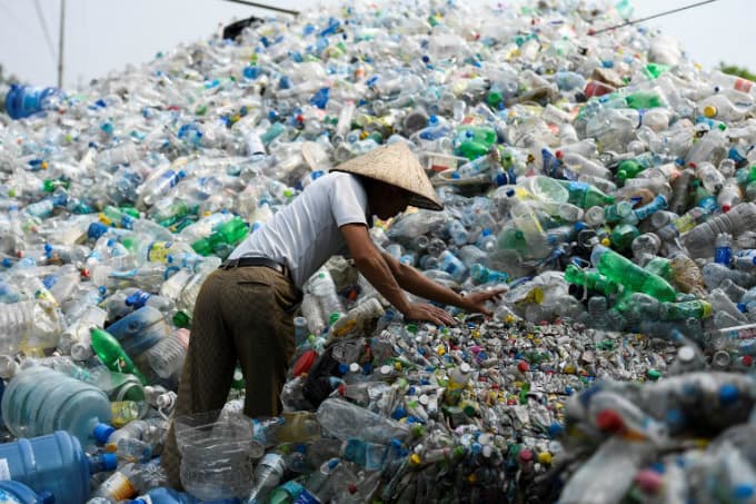 Japan among biggest sellers of plastic waste to Vietnam