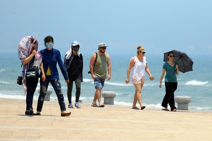 Vietnam's top tourist destinations hit by alarming UV levels