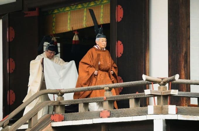 Japan's emperor to step down in 200-year first