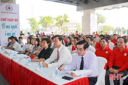 Humanitarian month launched in central Ha Tinh province
