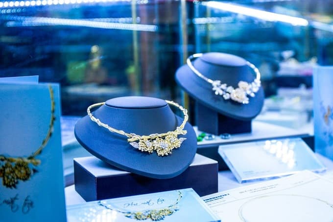 Vietnam’s top jewelry firm keeps defunct joint venture on its books