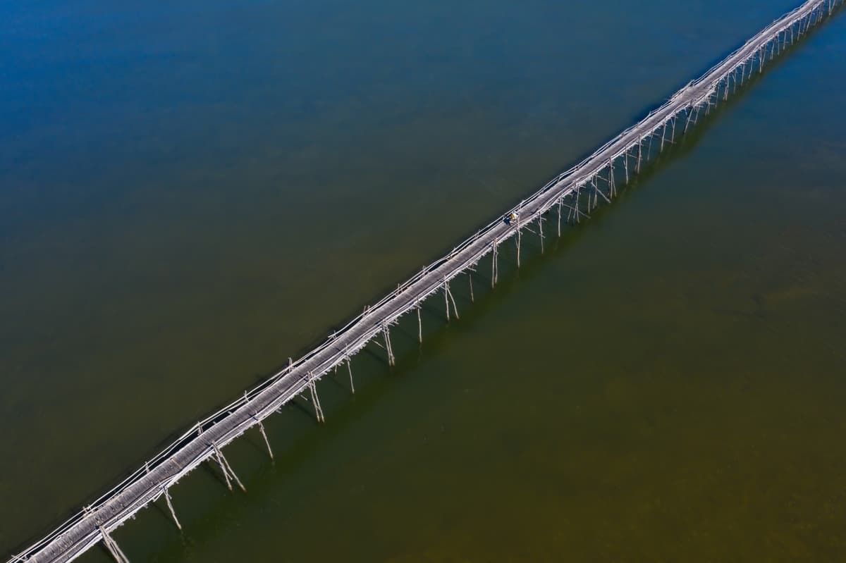 Longest temporary bridge in Vietnam creates permanent memories
