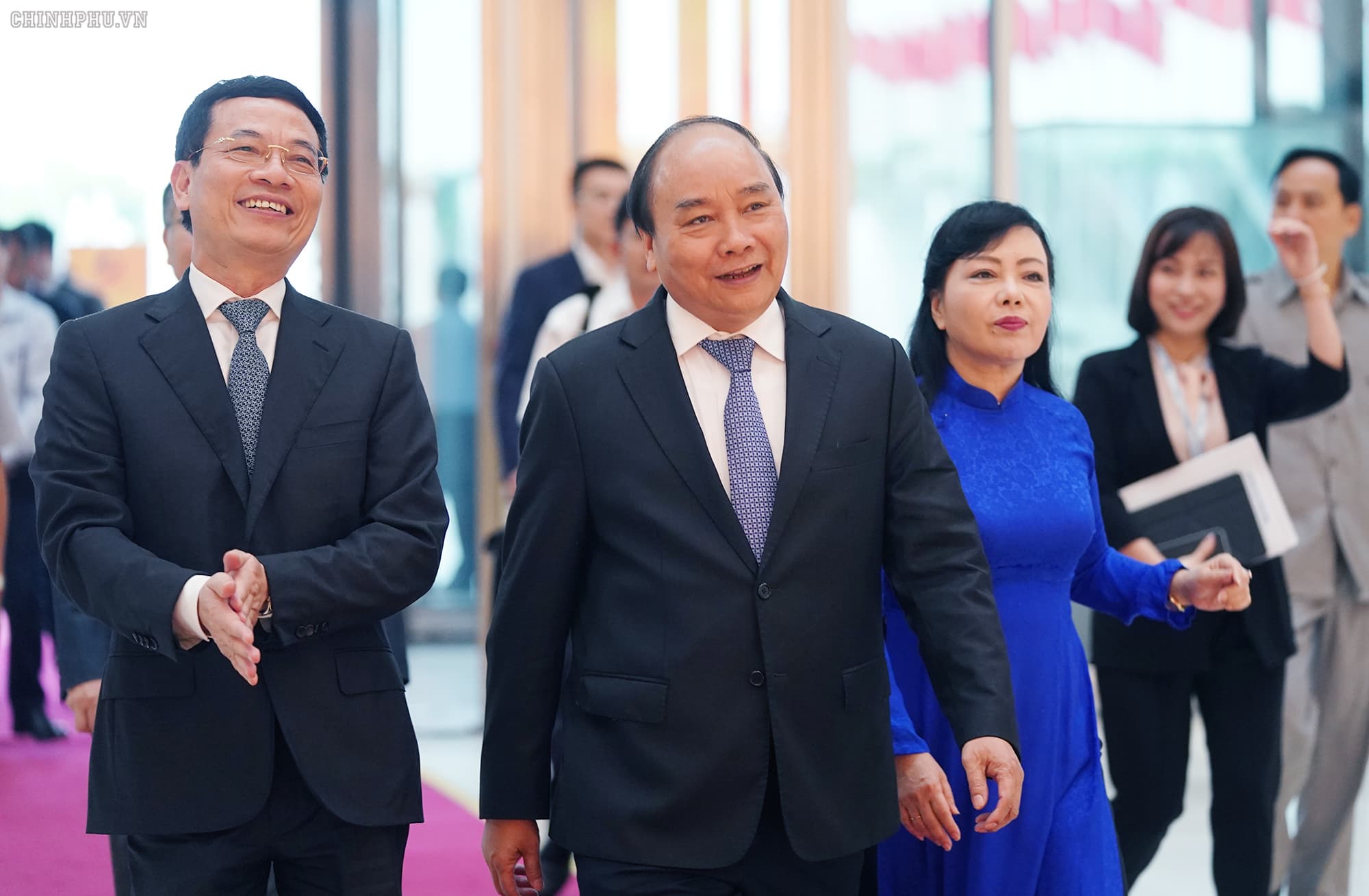 PM visits technology development forum