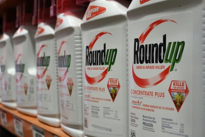 Monsanto ordered to pay $2 bn in new Roundup trial