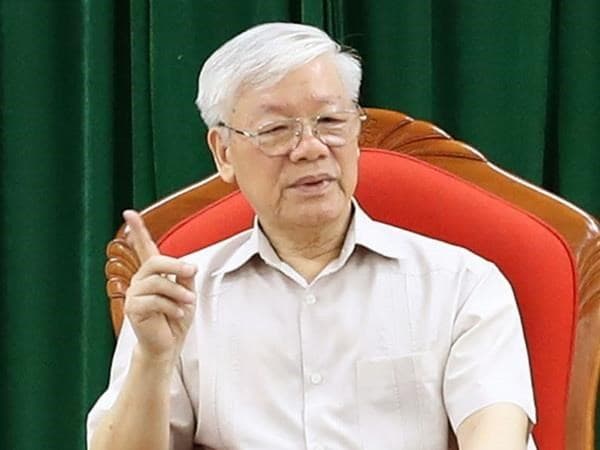Party chief Trong chairs senior leaders’ meeting