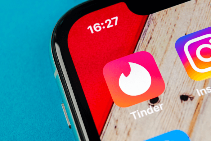 Young Vietnamese turn to dating apps to seek relationships