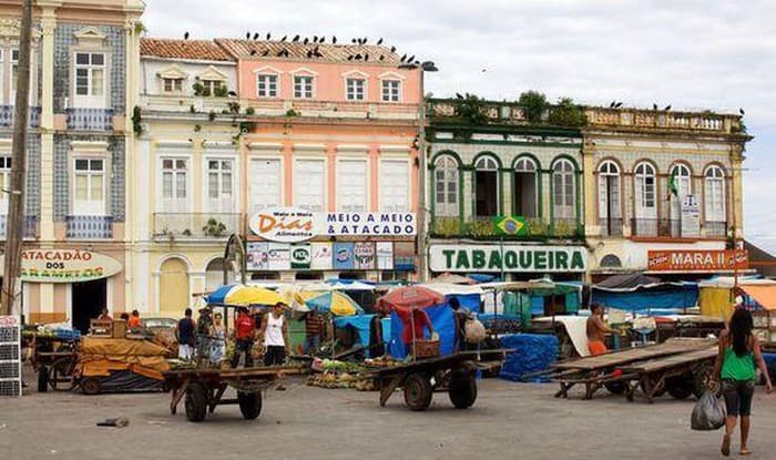 Eleven killed in shooting in bar in Brazil: officials