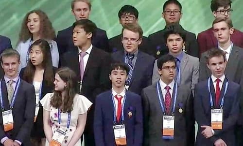 Vietnamese student wins third prize at US science competition