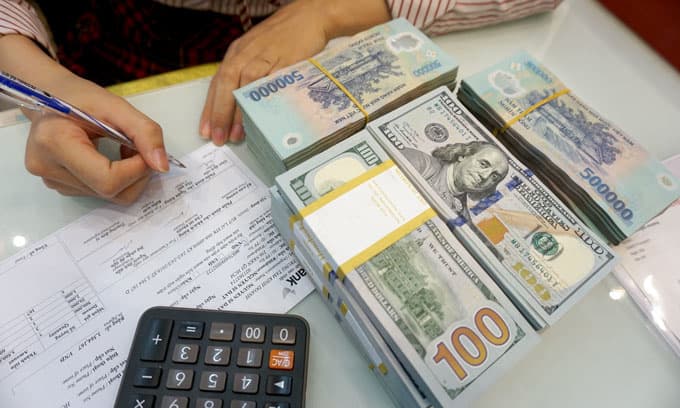 VND currency hits new low against USD