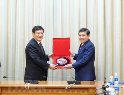 HCM City leader hosts Chinese industry, commerce delegation