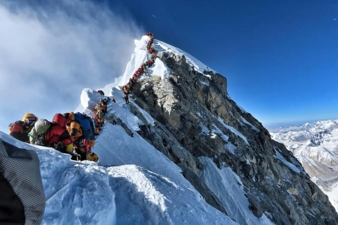 'Traffic jam' on Everest as two more climbers die reaching summit
