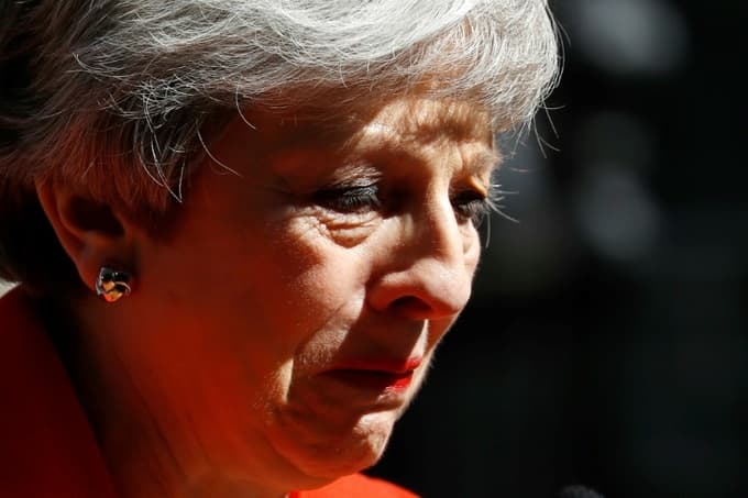 Tearful May calls time on premiership overshadowed by Brexit
