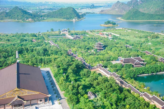 The tale of two pagodas that reflect each other