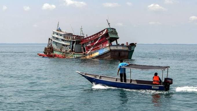 Malaysia arrests 33 Vietnamese for electric pulse fishing