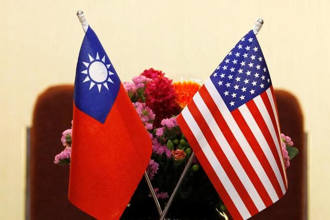 Taiwan and US security officials hold rare meeting amid China tension