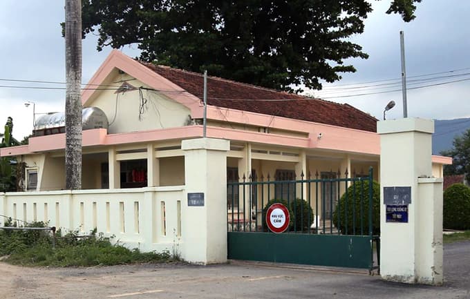 Research center asks national expressway to move out of farm’s way