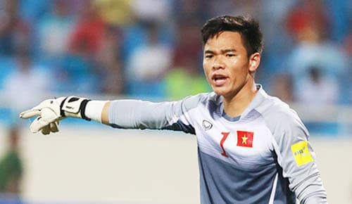 Vietnam goalkeeper beats tough odds in national team return