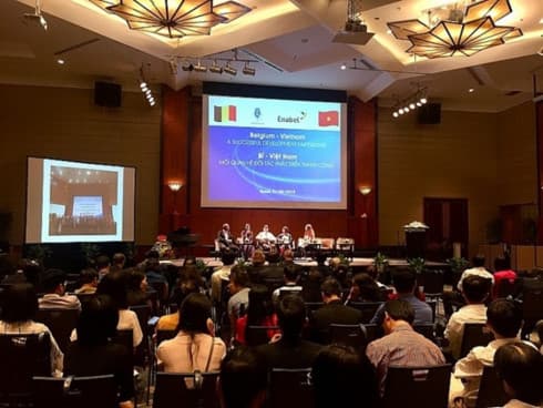 Vietnam, Belgium review four-decade cooperation