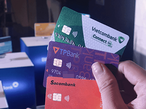 Vietnam ready to speed up switch to chip cards