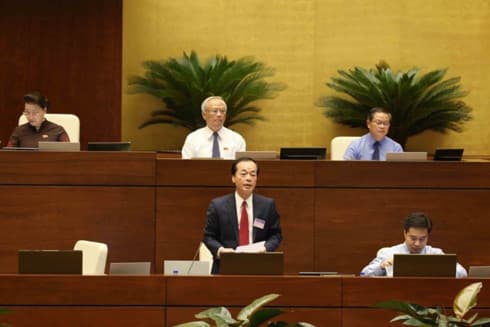 Lawmakers question construction minister on inflated real estate prices