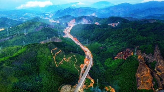 Legislators vote against government proposal on project classification