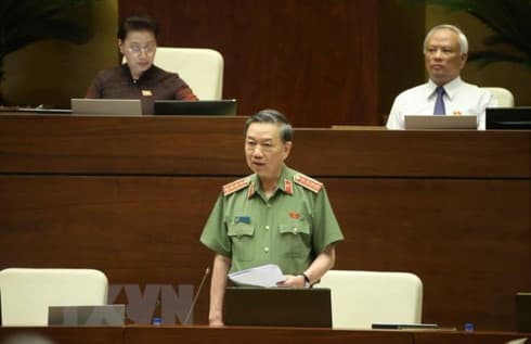 Minister responds to drug, sex abuse, traffic crime questions