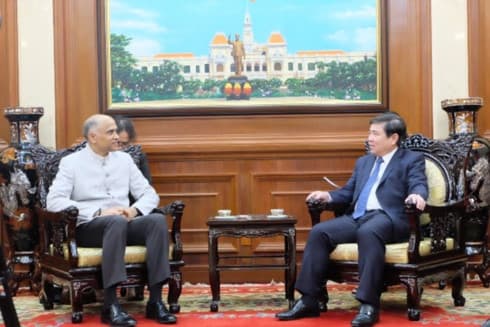 Indian Ambassador bids farewell to HCM City leader
