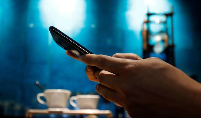 Vietnamese should clean up their cybertrash: information minister