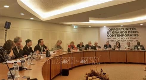 Vietnamese, French communist parties convene theoretical workshop