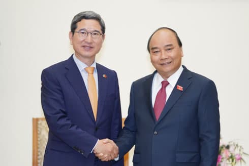Vietnam places importance on strengthening ties with RoK
