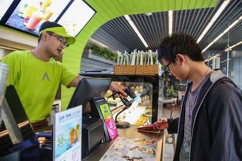 Vietnam's banks spend billions of VND on digitalization race