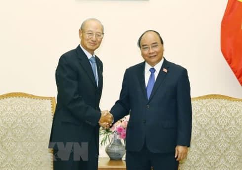 PM urges CapitaLand to create more added values in Vietnam
