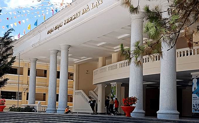 Malaysian fund acquires major Vietnam education company