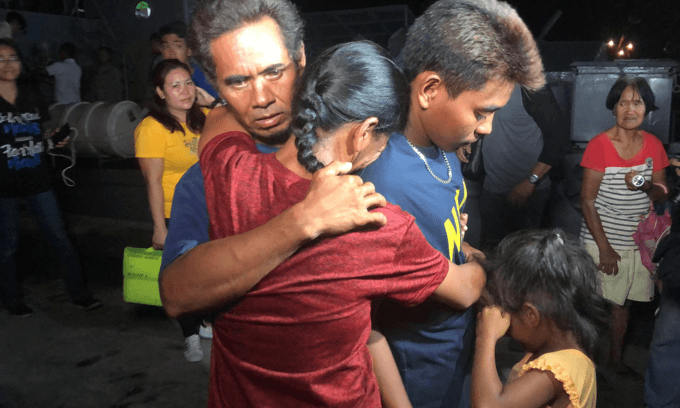 All gestures, no words as Vietnamese fishermen saved 22 Filipinos