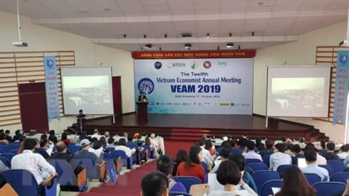 Lam Dong hosts Vietnam Economists Annual Meeting