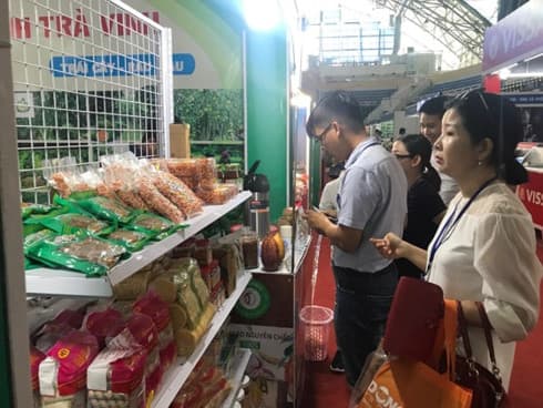 Series of agricultural expositions open in HCM City