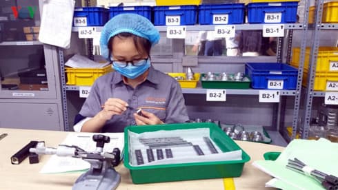 Samsung senior manager says quality improvement a must for Vietnamese suppliers