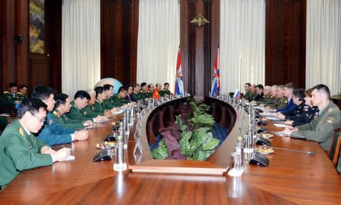 Vietnam, Russia enhance defence partnership