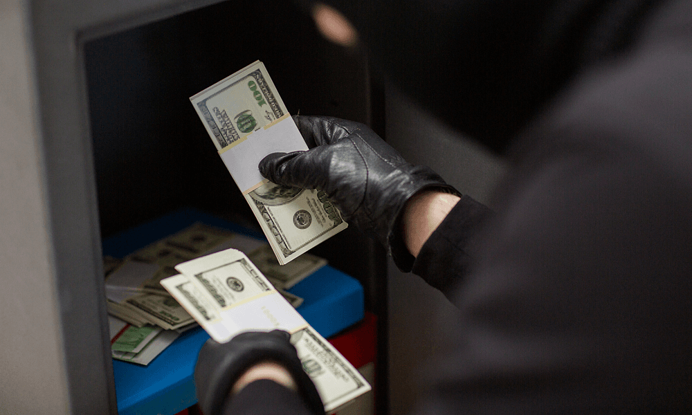 South Koreans steal over $200,000 from Hanoi company safe