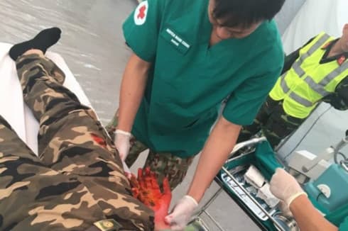 UK helps Vietnam with medical field training exercise