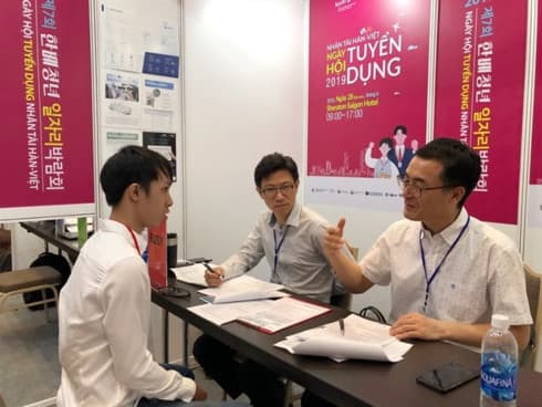 RoK firms come hiring at HCM City job fair
