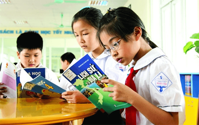 Textbook publisher plans higher prices to offset costs