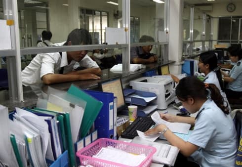 HCM City targets 80-pct resident satisfaction with procedures