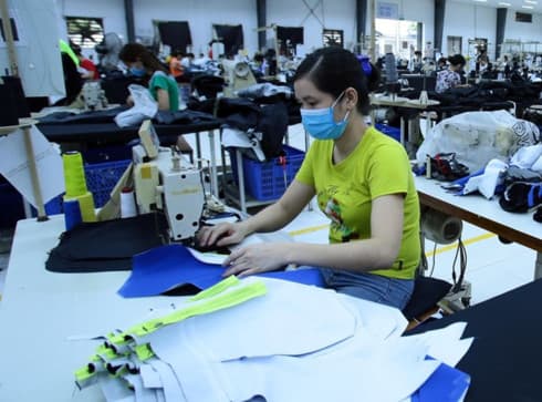 More than 280,000 people receive unemployment allowances