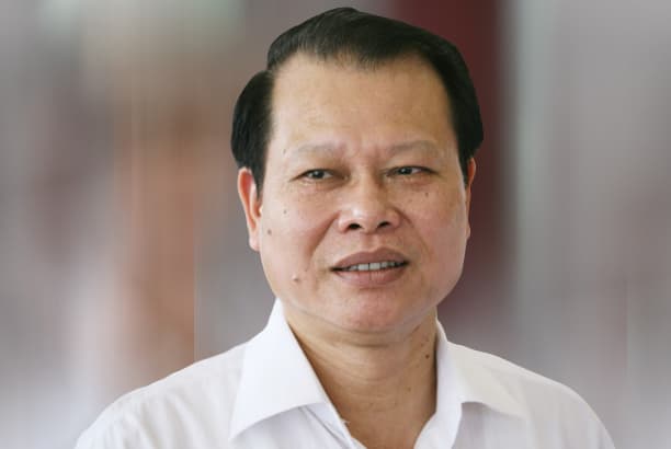 Former deputy PM faces disciplinary action for equitization violations