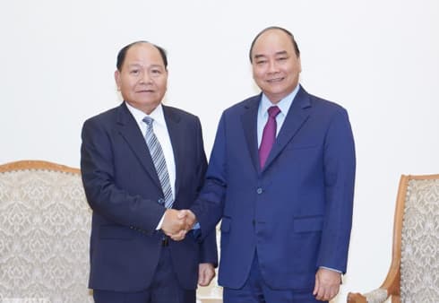 PM Phuc receives Lao Minister of Home Affairs