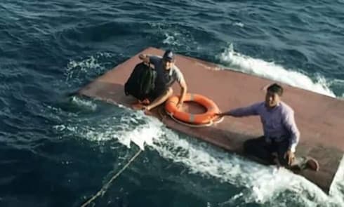 Quang Tri fishermen saved following wreckage at sea