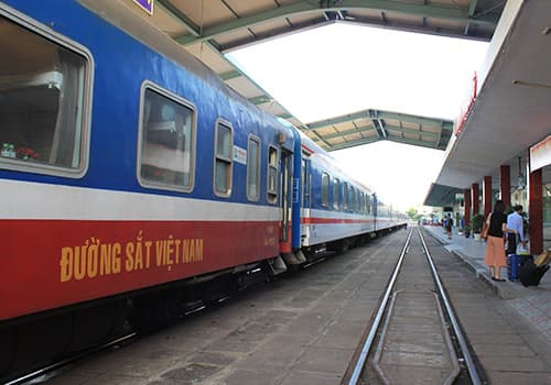 China seeks to boost trade ties with Vietnam