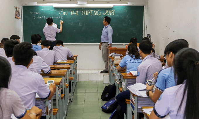 High school exam scandal: $20,000 for a good score